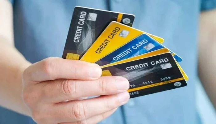 ক্রেডিট কার্ডের ঋণসীমা বাড়ালো কেন্দ্রীয় ব্যাংক, সর্বোচ্চ মিলবে ৪০ লাখ টাকা